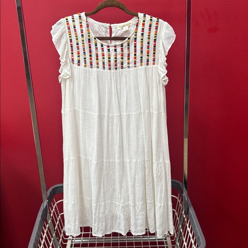 Studio West White Top with Multicolor Accents